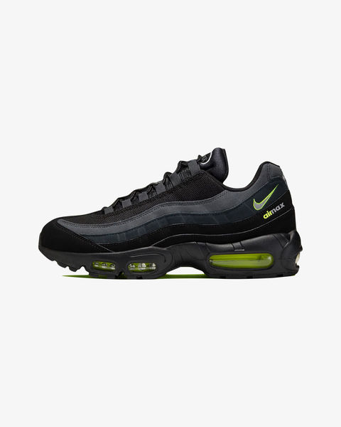 Nike max retro deals
